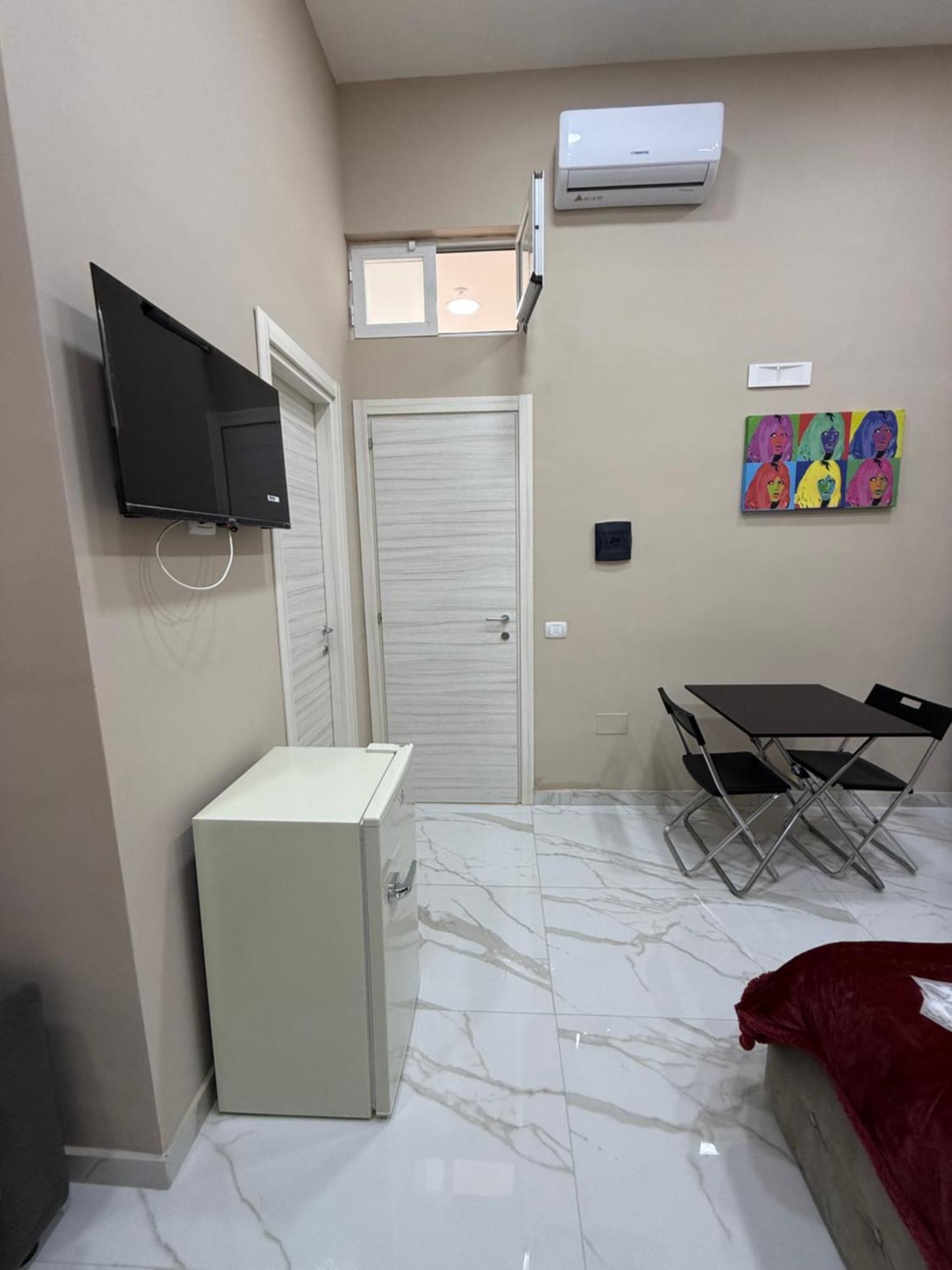 Valentino Caracciolo 105 Apartment Naples Exterior photo