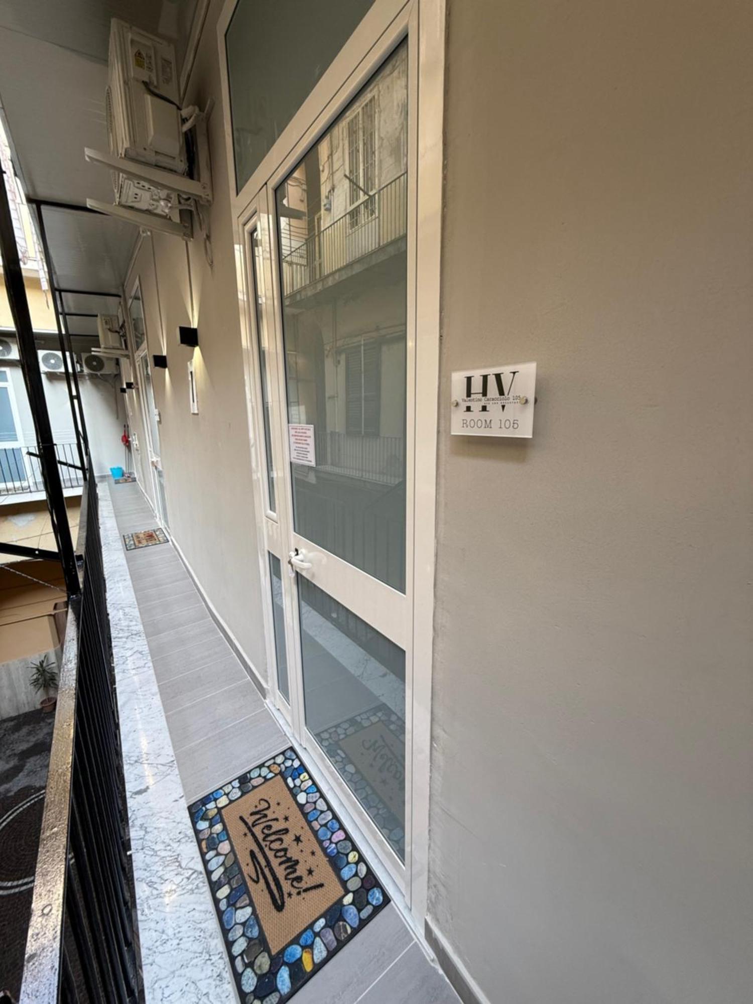 Valentino Caracciolo 105 Apartment Naples Exterior photo